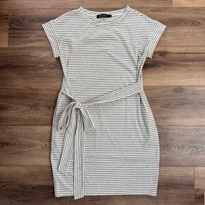 Merokeety Stripped Tie-Waist Dress with Pockets